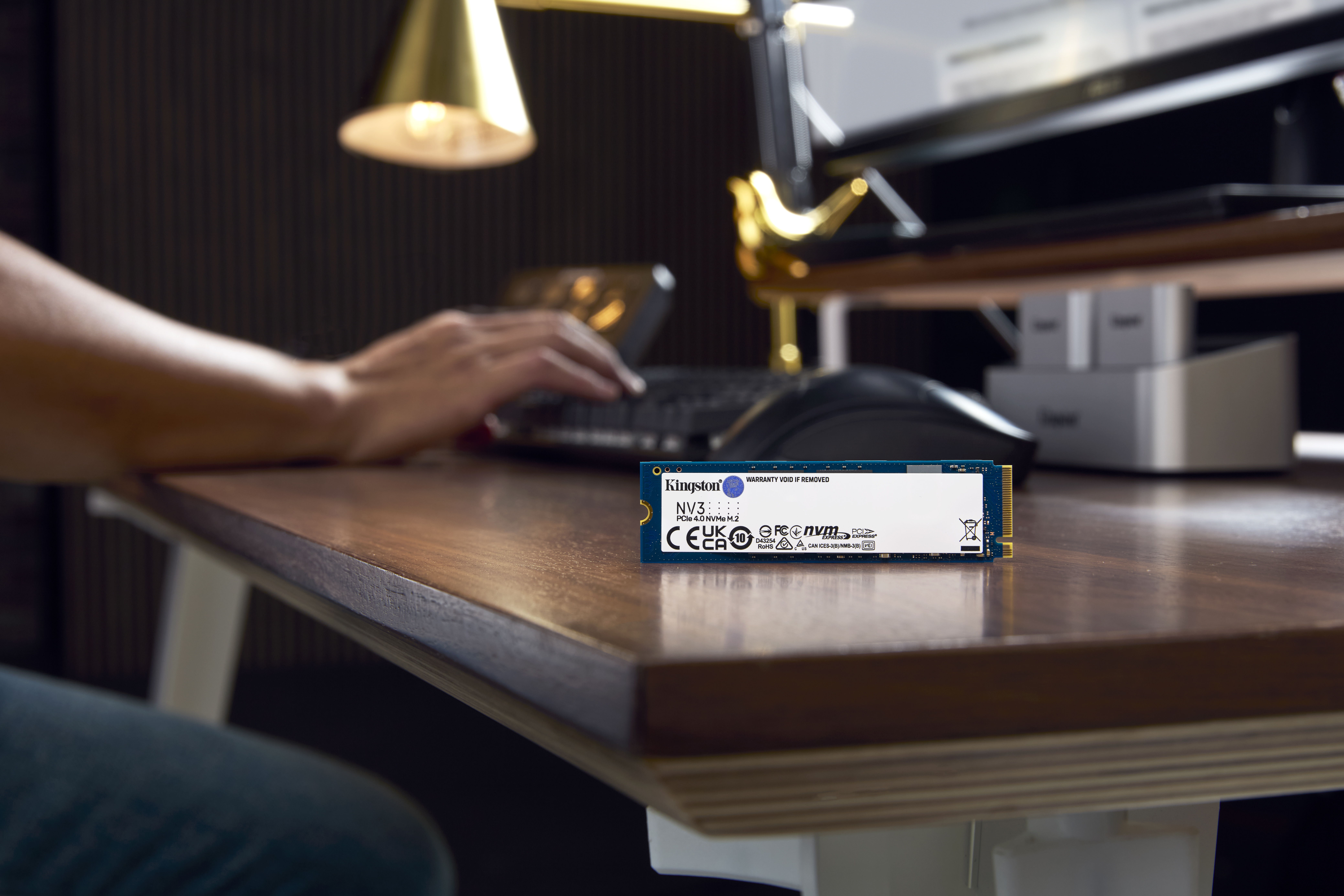 Kingston NV3 - SSD - 2 TB - intern - M.2 2280 - PCIe 4.0 x4 (NVMe), Ansicht 3