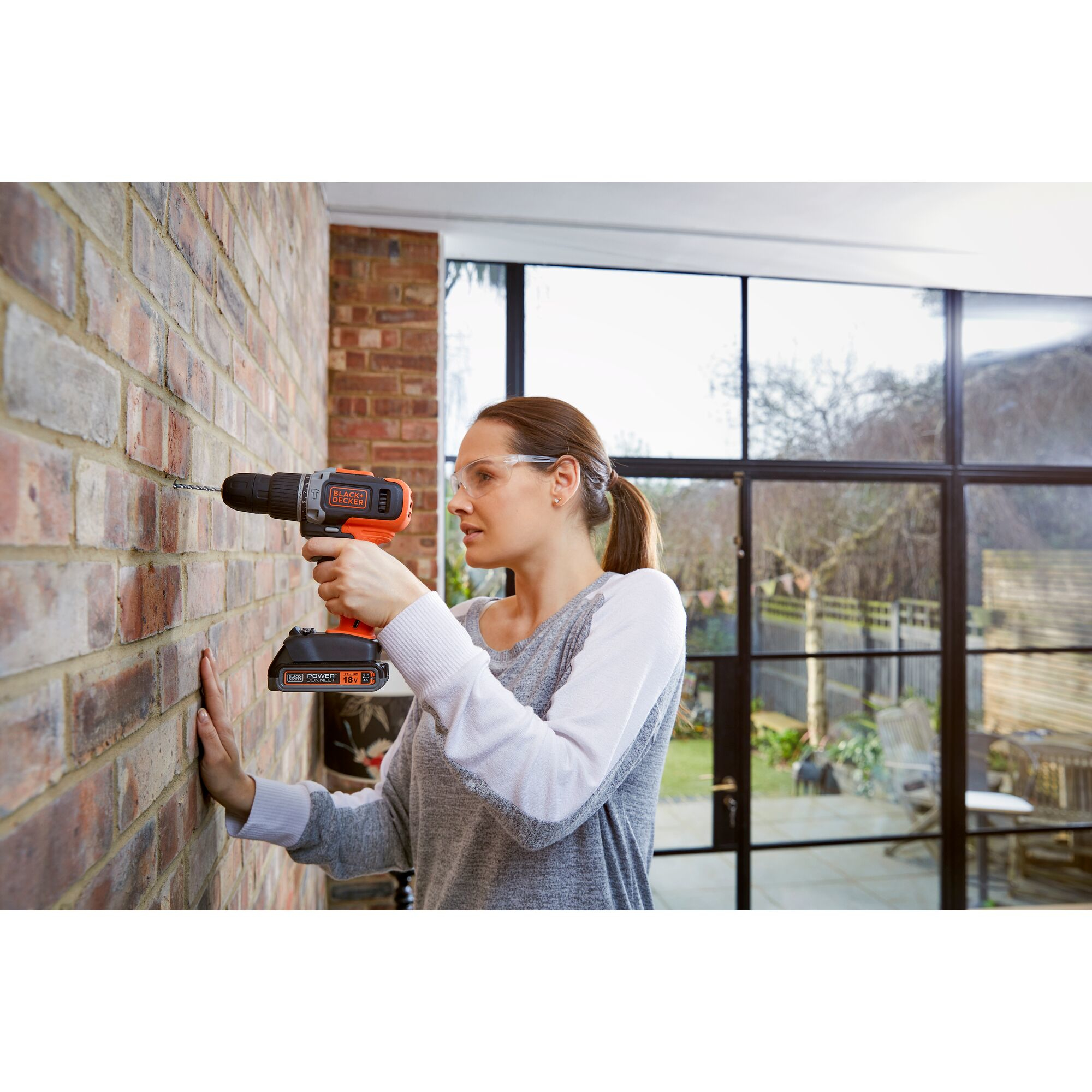 Black & Decker Akku-Schlagbohrschr. 18V 2x1.5Ah Kof BCD003C2K, Ansicht 3