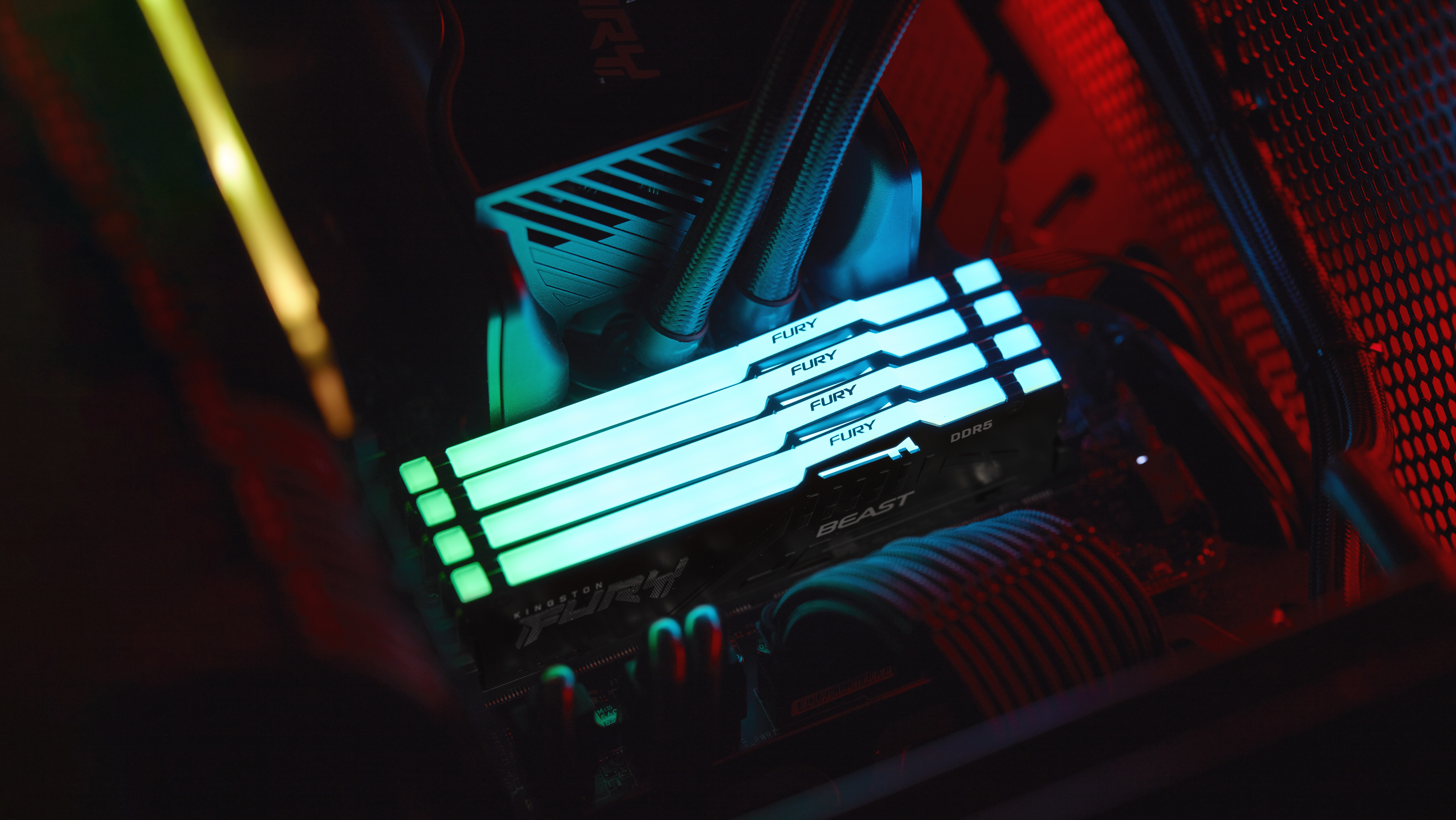 Kingston FURY Beast RGB - DDR5 - Kit - 16 GB: 2 x 8 GB, Ansicht 2