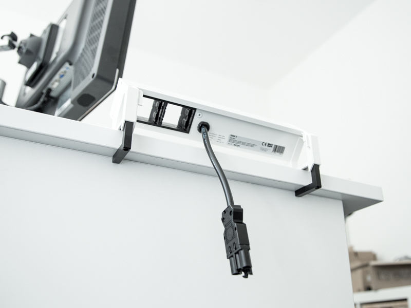 Bachmann DESK2 2xCEE7/7 1xHDMI 1x CAT6 USBCharger 2xTyp A 5.2V/2.15A, Ansicht 3
