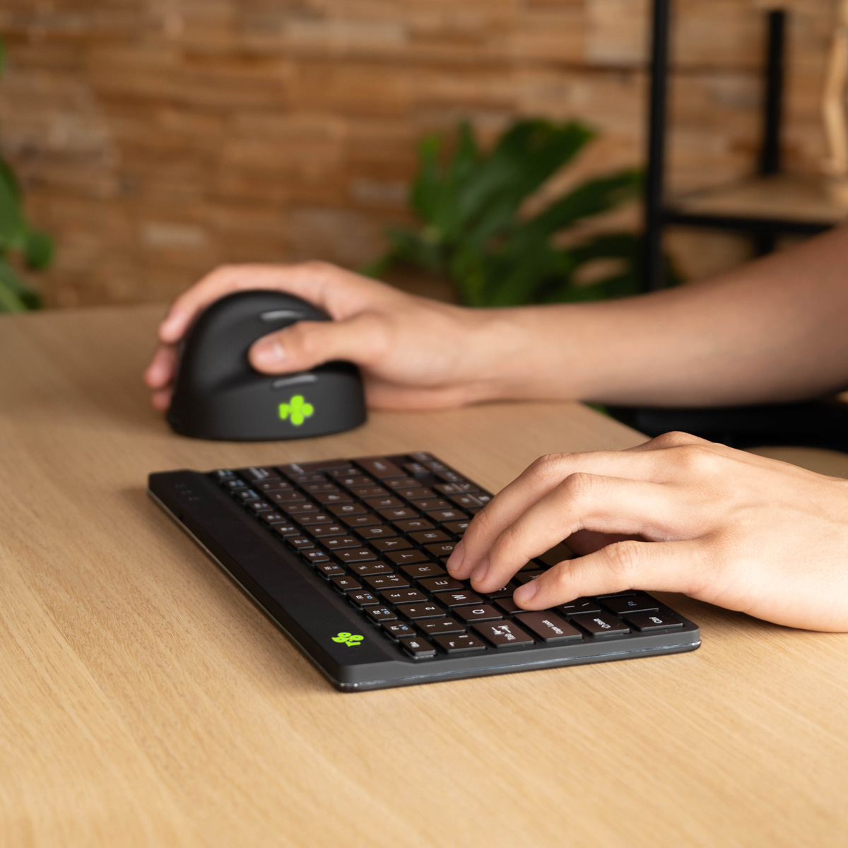 R-Go Ergonomische Tastatur Compact break - Tastatur - TL: Deutsch, QWERTZ, Ansicht 4