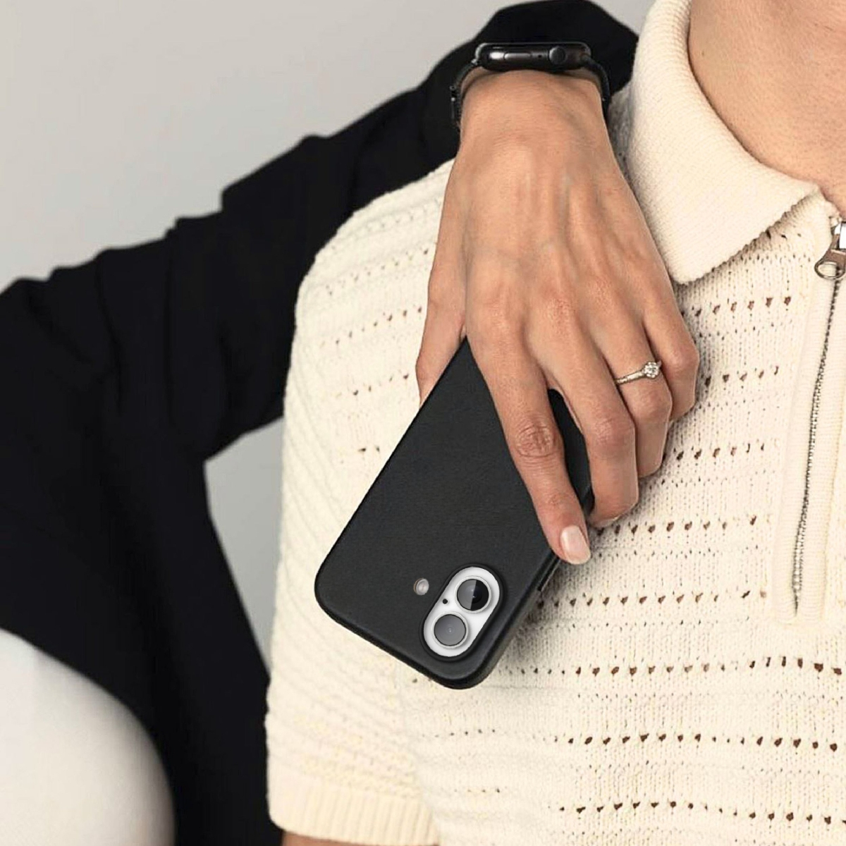 Vonmählen Kunstleder-Case für iPhone 16 Plus schwarz, Ansicht 3