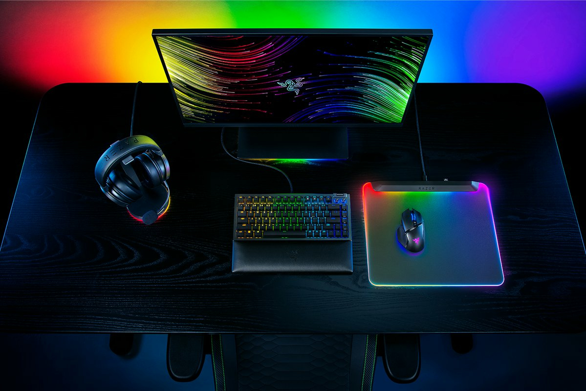 Razer Firefly V2 Pro - Mauspad - voll beleuchtetes RGB, Gaming - Schwarz, Ansicht 4