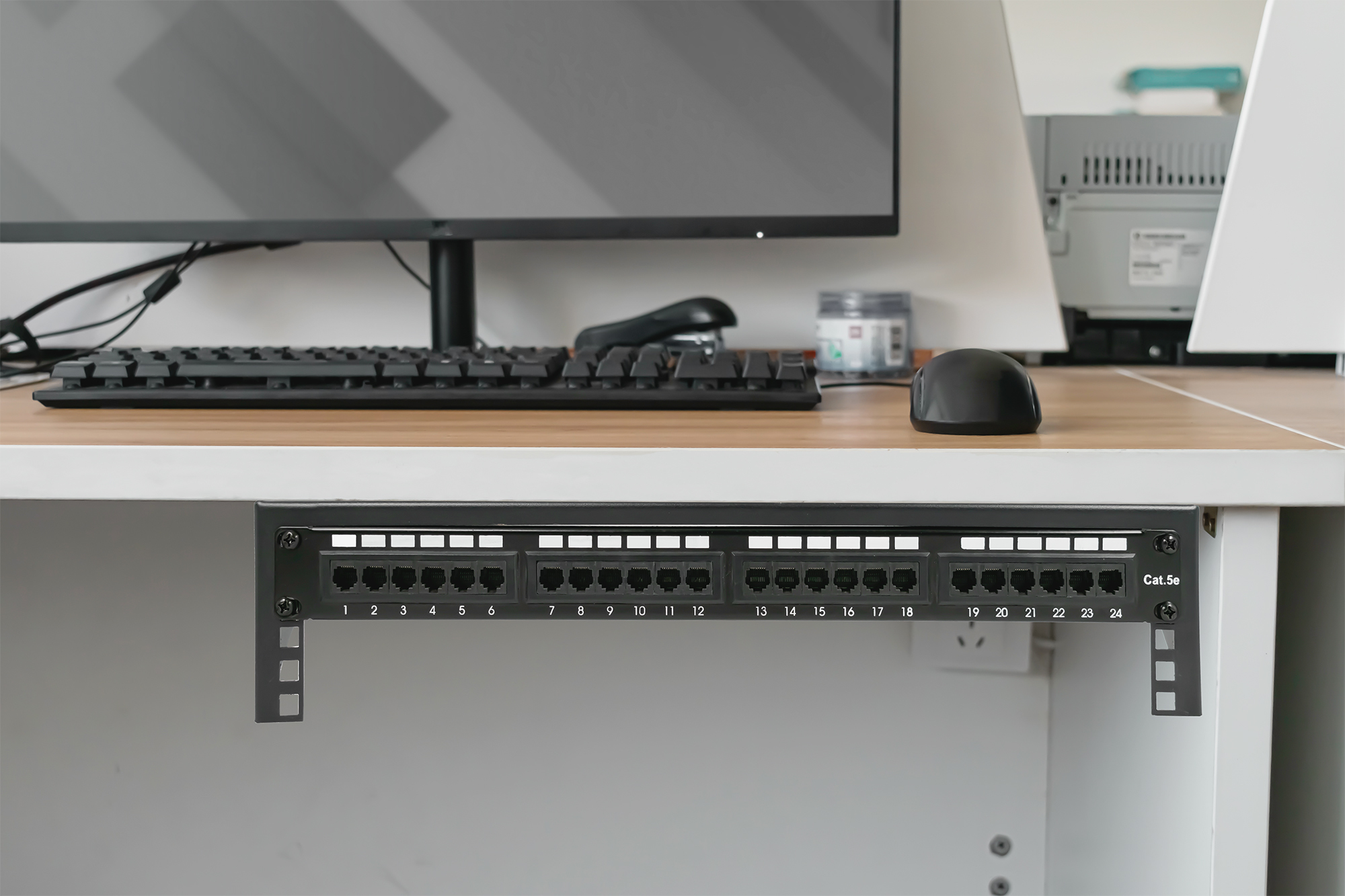 DIGITUS 19-Zoll Equipment Wandmontage Halterung, 2HE, Ansicht 2