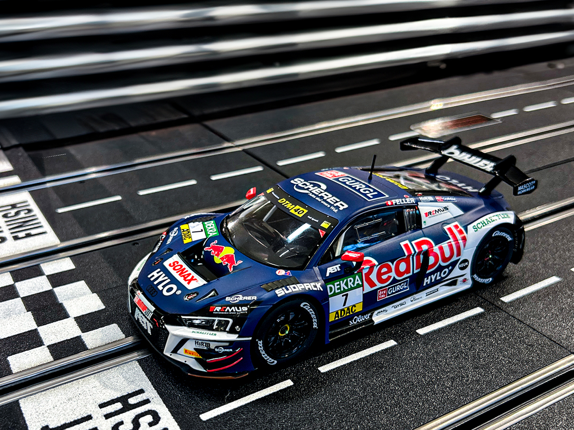 Stadlbauer Digital 132 20032044 Audi R8 LMS GT3 Red Bull DTM, Ansicht 2