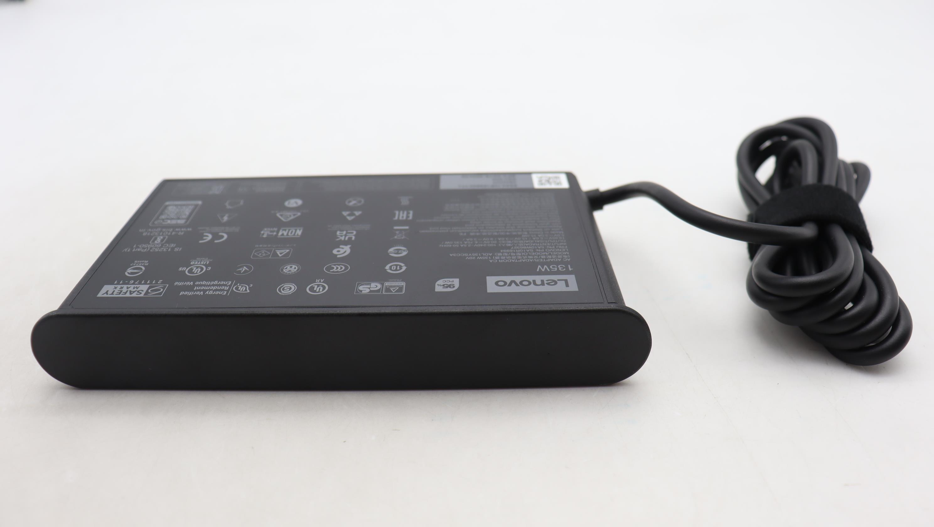 Lenovo 5A10W86327 USB-C Netzteil abgerundete Bauform - PC-/Server Netzteil, Ansicht 3