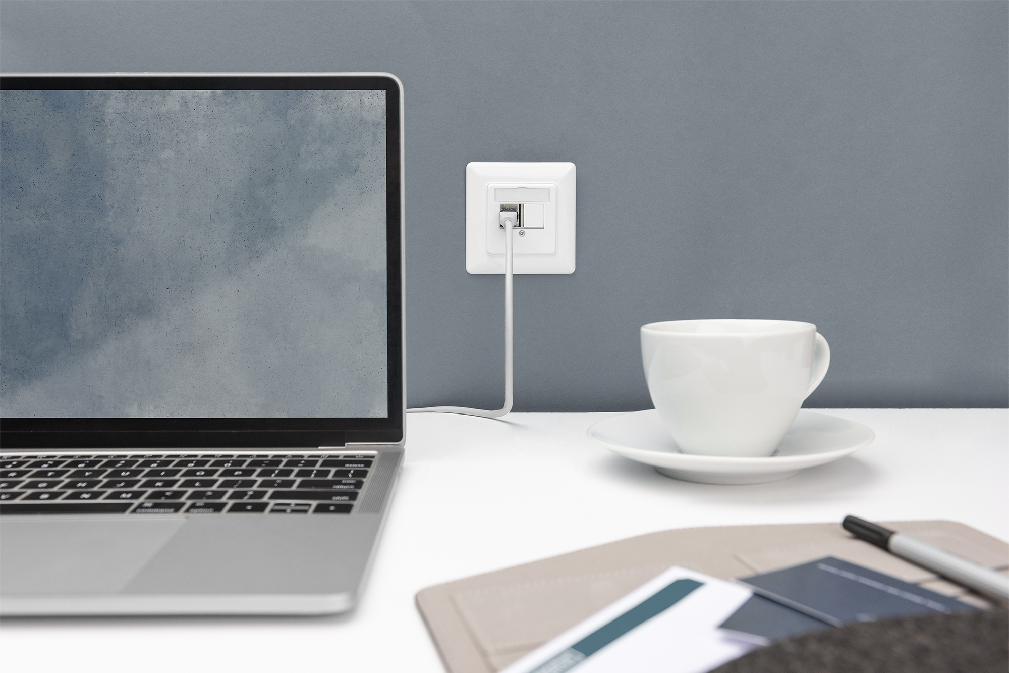 DIGITUS Frontplatte und Einbaurahmen für Multimedia / Keystone Module, Ansicht 4