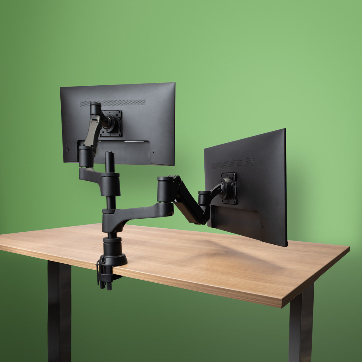 R-Go Caparo 4 Twin - Befestigungskit (einstellbarer Monitorarm) - für 2 LCD-Displays - Aluminium - mattsilber, Ansicht 2