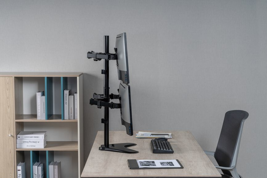Equip Befestigungskit (Montagearm für Vierfach-Bildschirm) - neigbar - für 4 LCD-Anzeigen - 43.2-81.3 cm (17-32), Ansicht 4