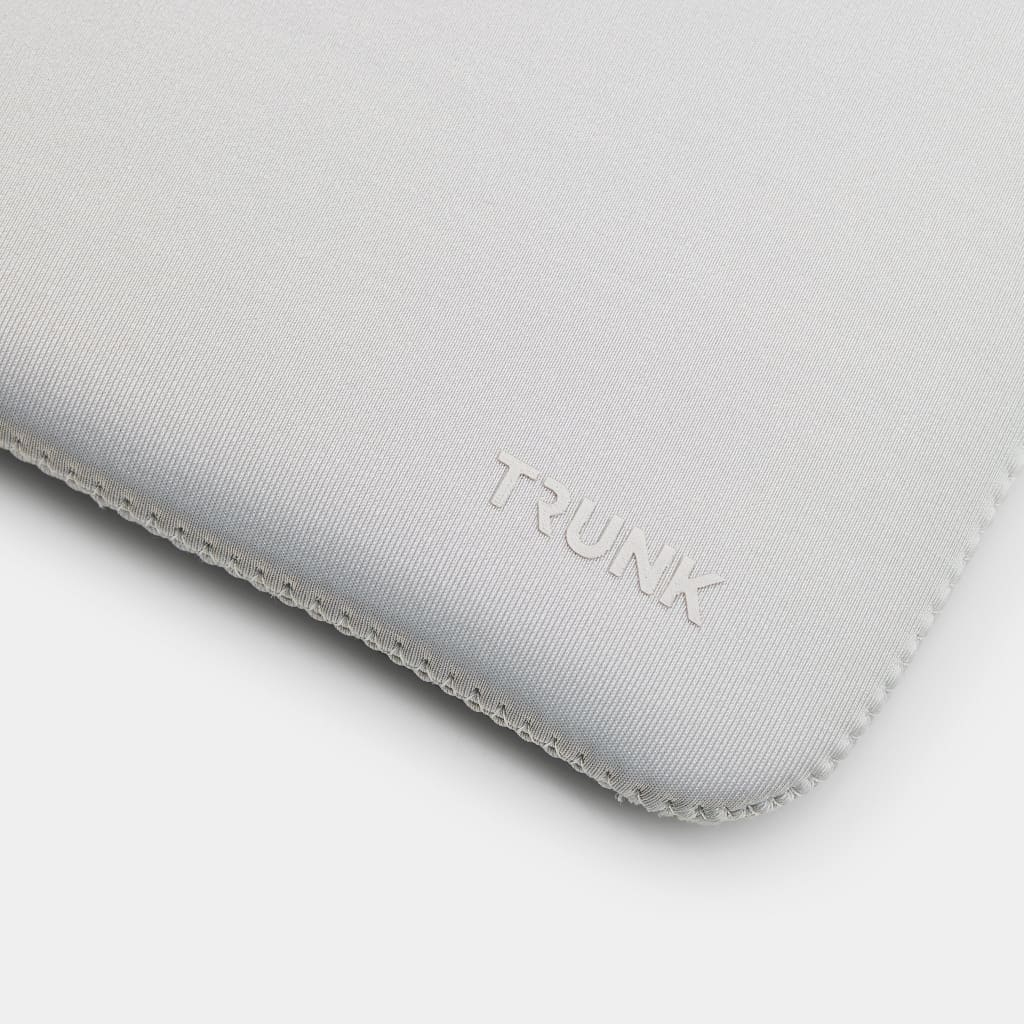 Sneakpeek Trunk Neopren Sleeve für MacBook Air/MacBook Pro 13 silbe, Ansicht 3