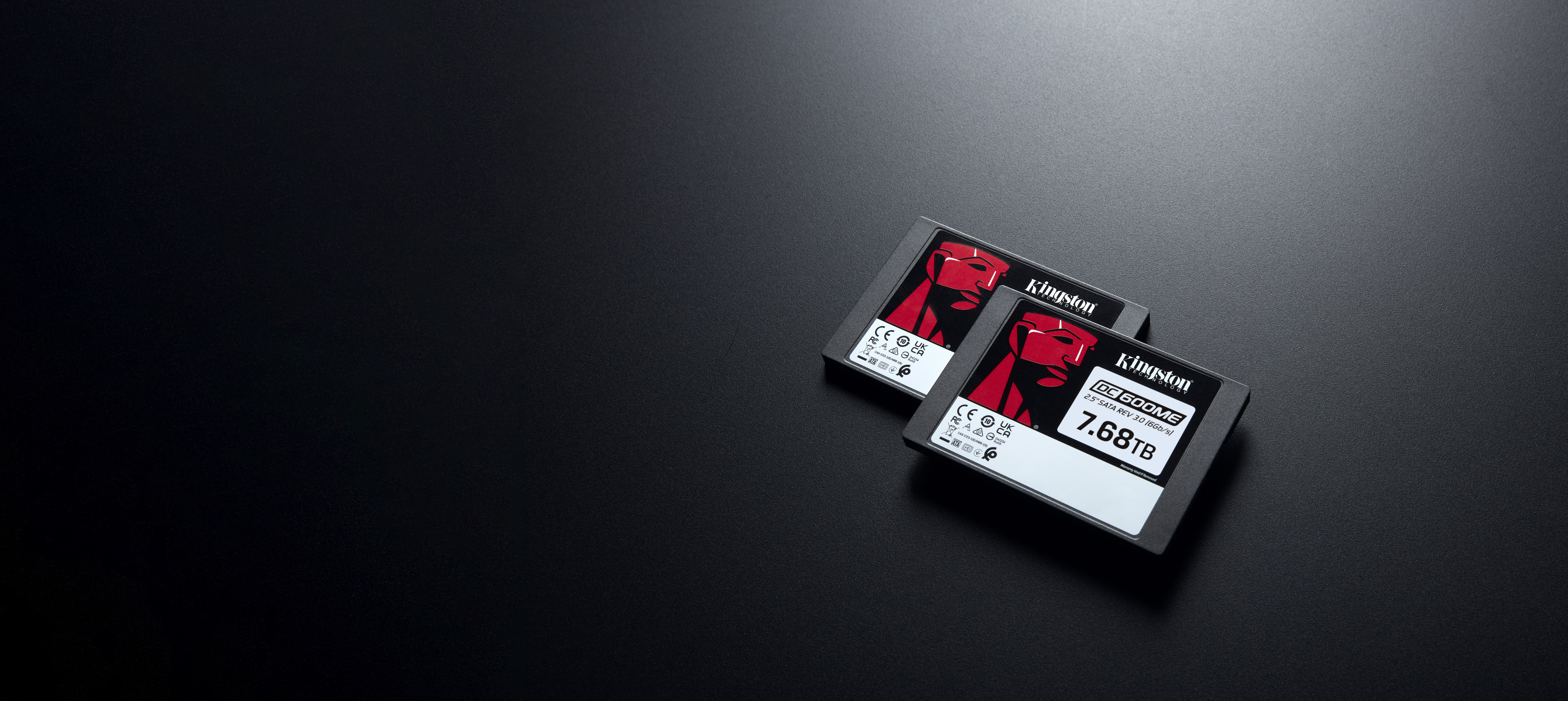 Kingston DC600ME - SSD - Mixed Use - verschl?sselt - 7.68 TB - intern - 2.5 (6.4 cm), Ansicht 3