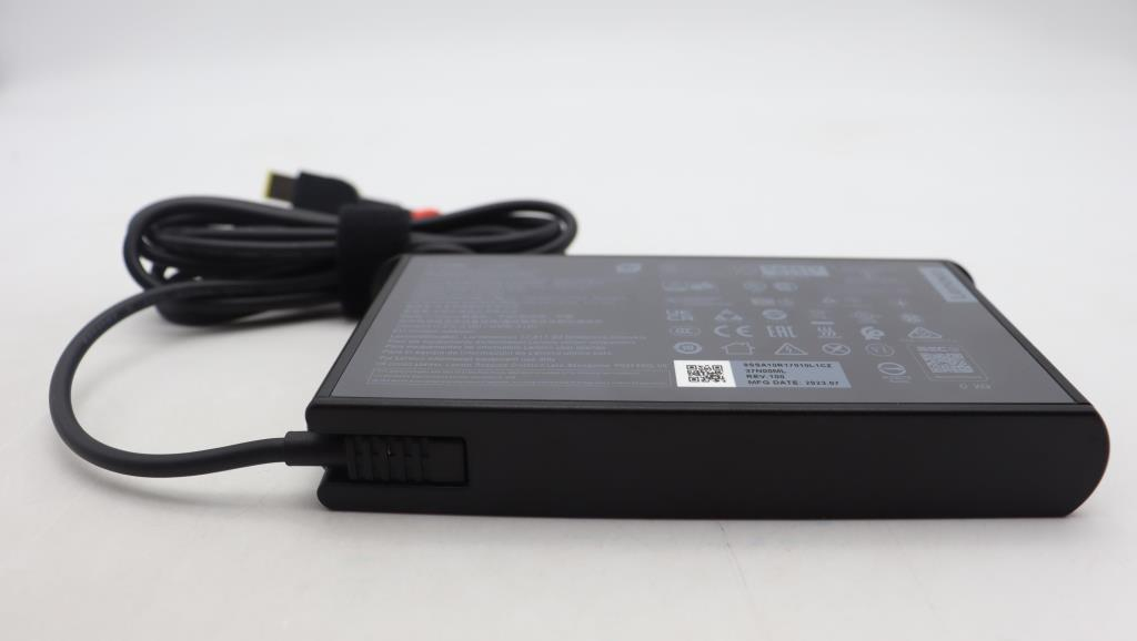 Lenovo AC Adapter 8.5A includes power cable ThinkPad T440p - PC-/Server Netzteil, Ansicht 3