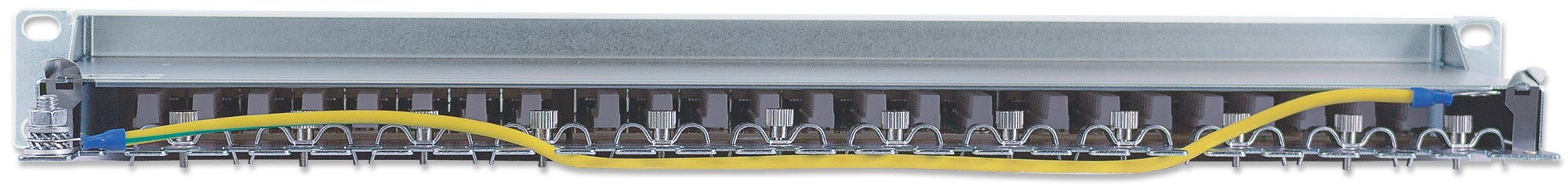 Intellinet 24-Port Cat6 Patchpanel, geschirmt, FTP, 1 HE, Klemmleisten mit 90 Grad abgewinkelten Kabeleinführungen, Ansicht 3