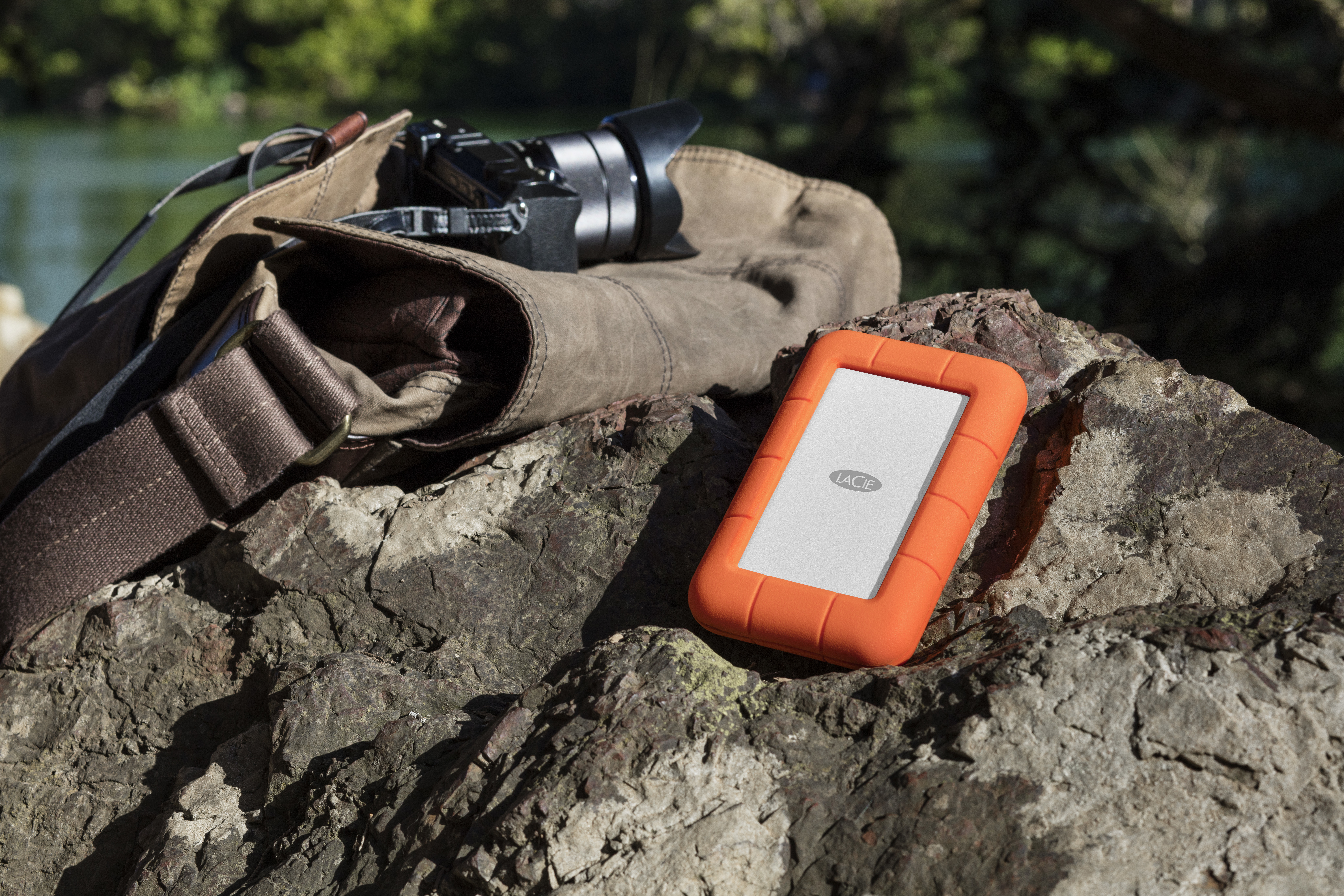 LaCie Rugged USB-C STFR5000800 - Festplatte - 5 TB - extern (tragbar), Ansicht 2