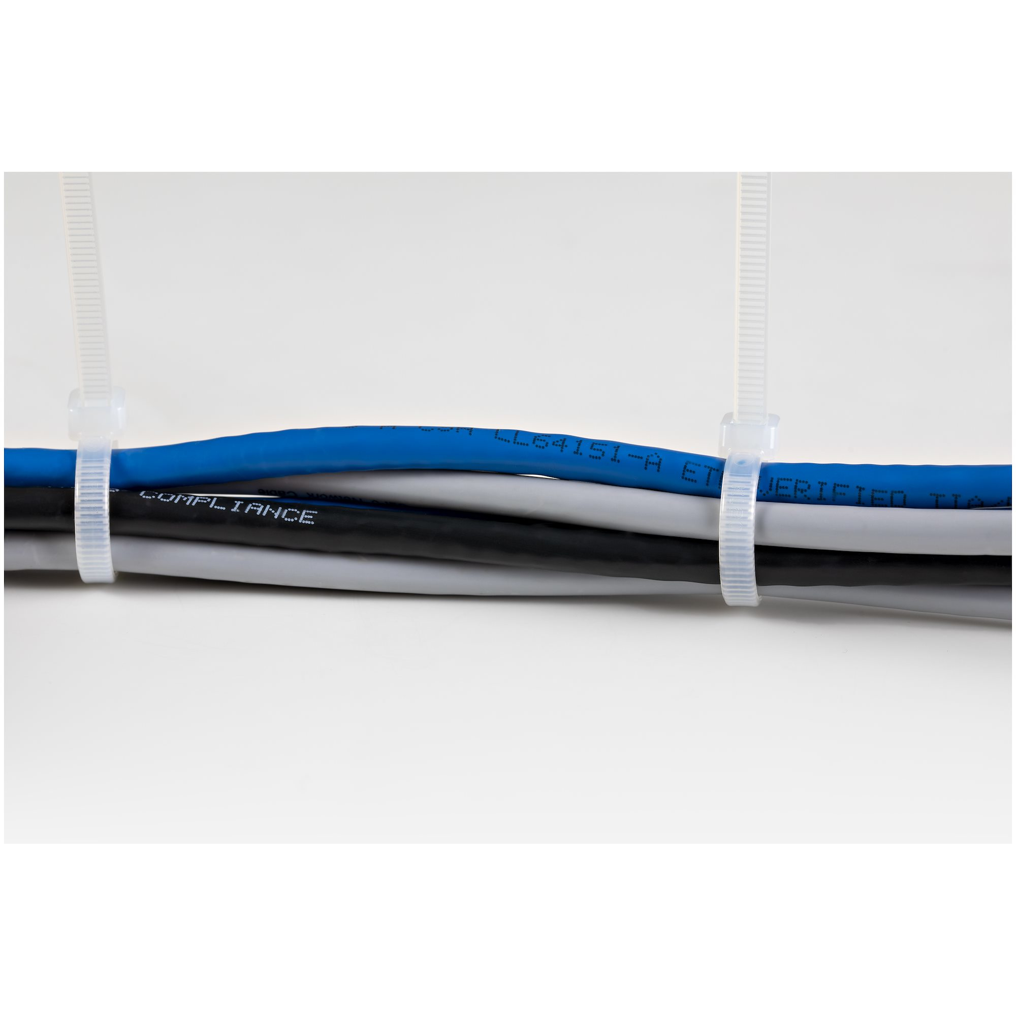 StarTech.com 10(25cm) Cable Ties, 1/8(4mm) wide, 2-5/8(68mm) Bundle Diameter, 50lb(22kg) Tensile Strength, Ansicht 4