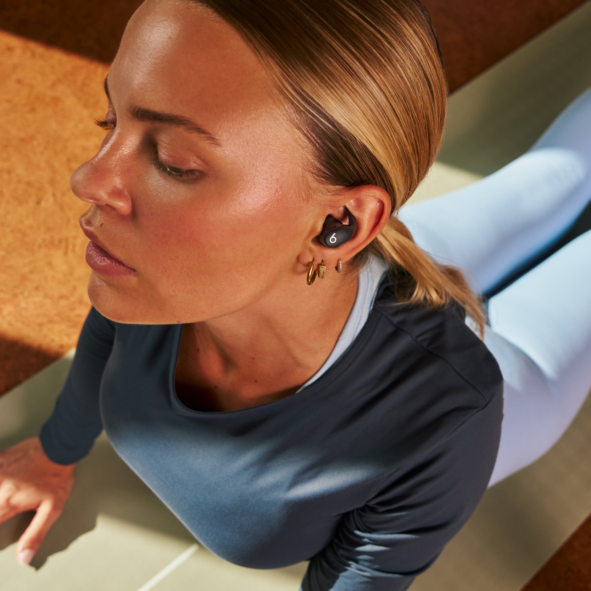 Apple Powerbeats Fit - True Wireless-Kopfhörer mit Mikrofon, Ansicht 2