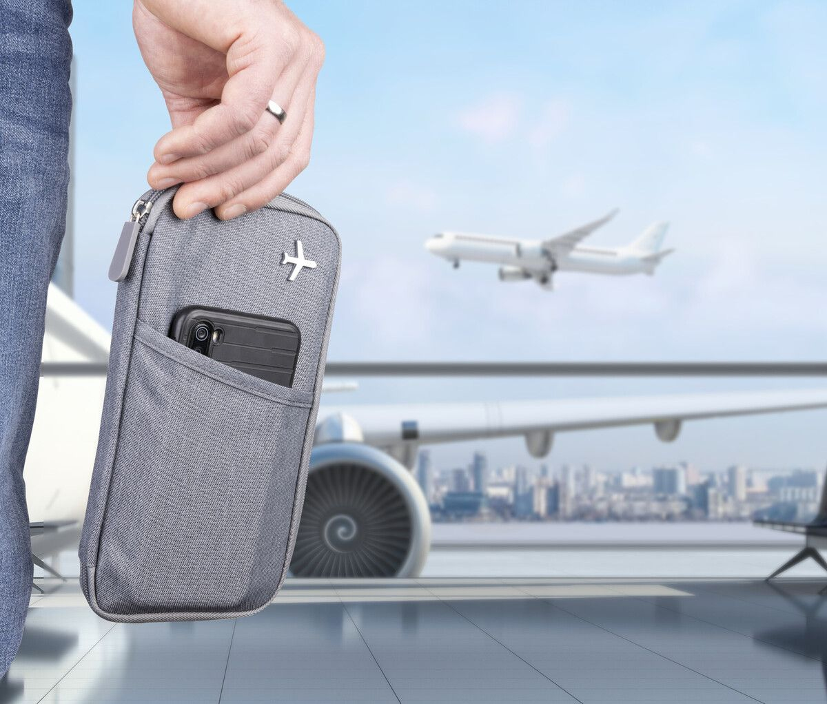 Troika Etui SAFE FLIGHT grau, Ansicht 2