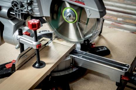 Metabo KGS 18 LTX BL 254 Akku-Kappsäge inkl. 2 Akkus 8.0Ah, Ansicht 3