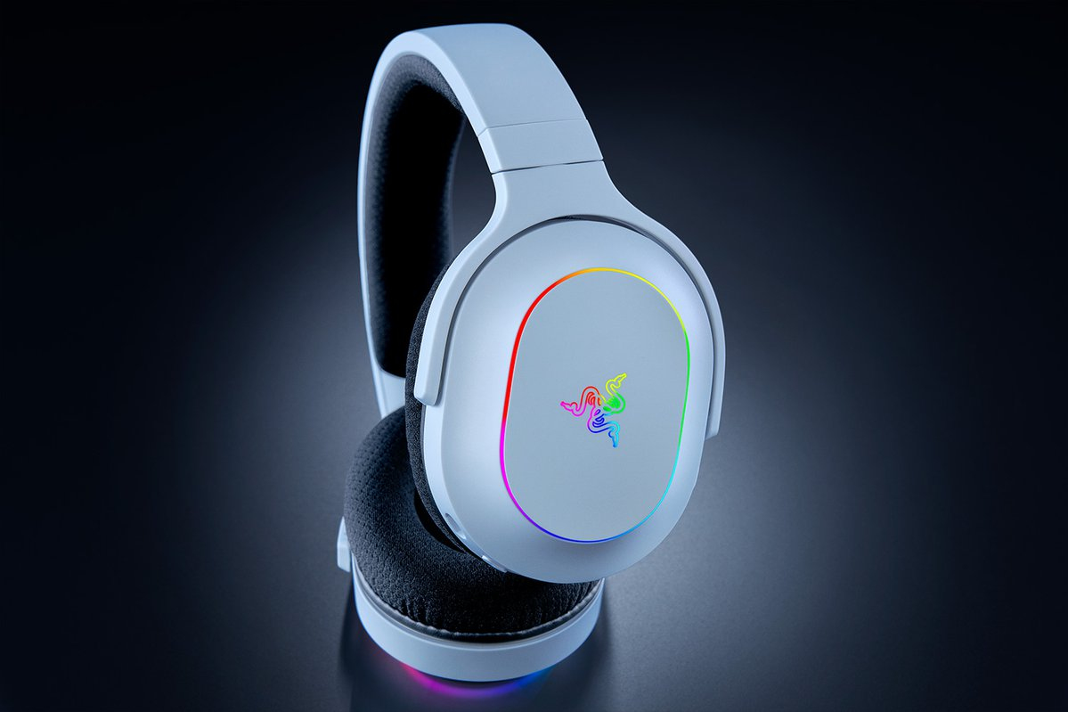 Razer Barracuda X Chroma - White, Ansicht 3