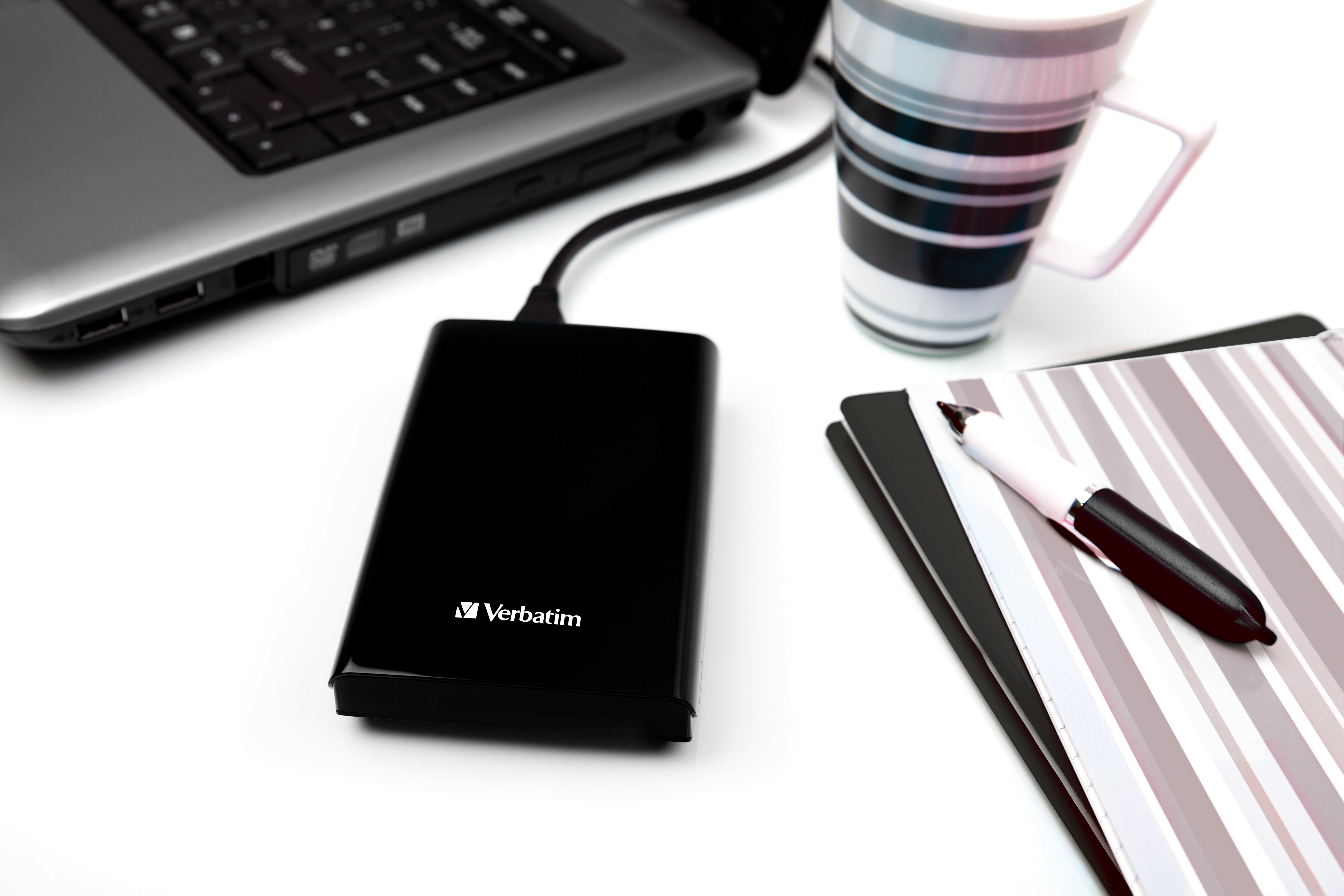 Verbatim Store 'n' Go Slim - SSD - 256 GB - extern (tragbar), Ansicht 4
