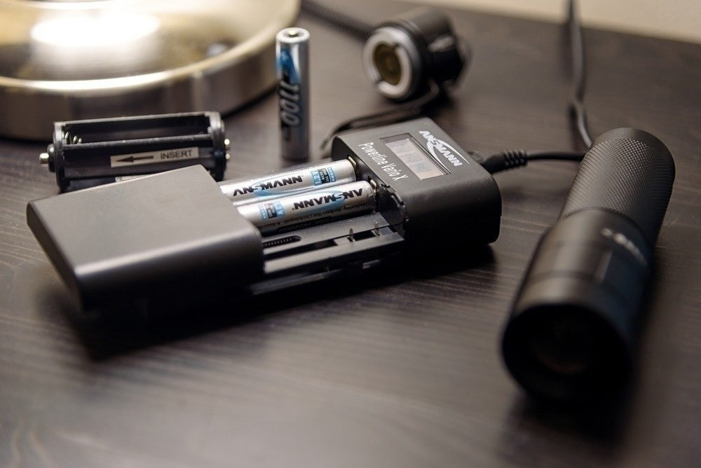 Ansmann Powerline Vario X - Lithium Polymer (LiPo) - Lithium-Ion (Li-Ion) - Nickel-Metallhydrid (NiMH) - AA - AAA, Ansicht 4