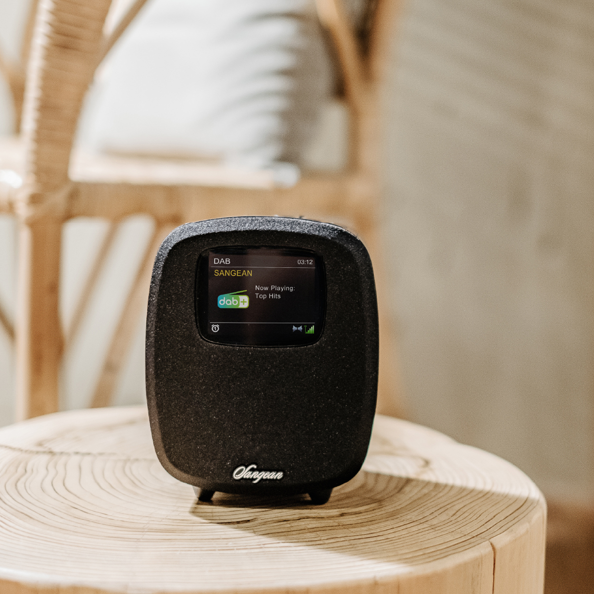Sangean Electronics DCR-83 Tischradio DAB+ UKW AUX Bluetooth USB Akku-Ladefunktion, Ansicht 2