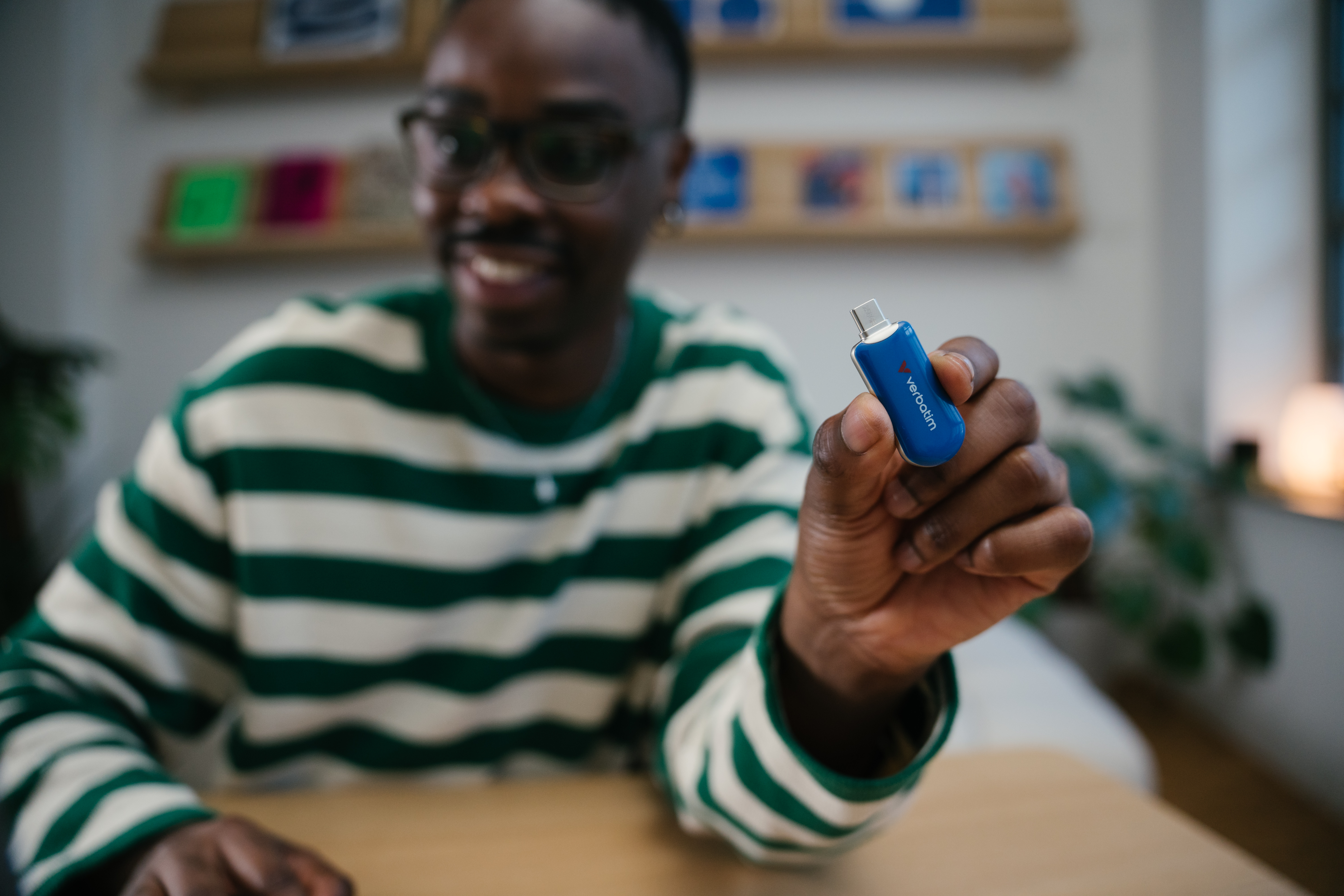 Verbatim Plectra Blue USB-C Flash Drive 30232 - USB-Stick - 64 GB, Ansicht 4