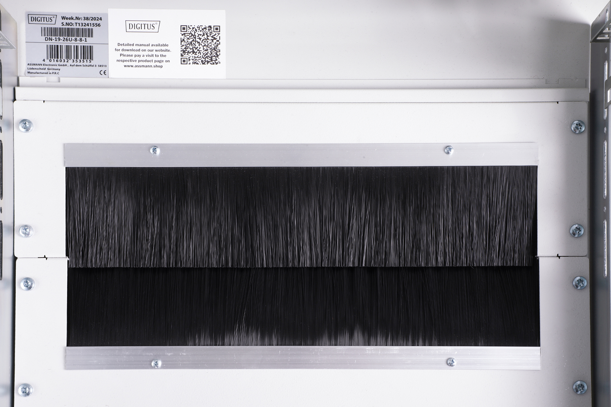 DIGITUS Netzwerkschrank Unique Serie - 800x800 mm (BxT), Ansicht 3