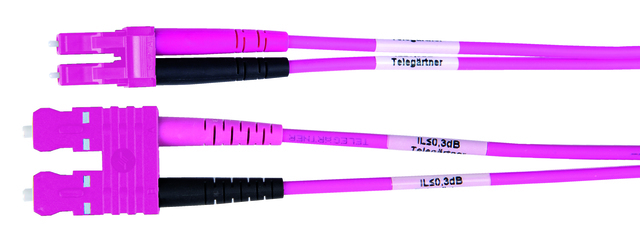 Telegärtner Karl Gärtner - Patch-Kabel - LC Multi-Mode (M) zu SC Multi-mode (M) - 3 m - 50/125 Mikrom. - OM4 - Violett, Ansicht 2