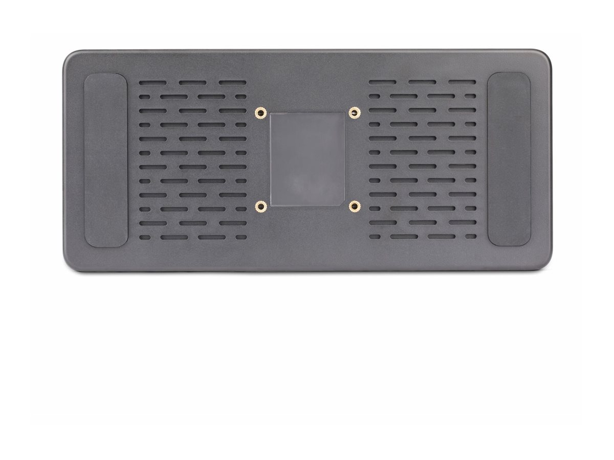 StarTech.com Triple-Monitor USB4 Docking Station