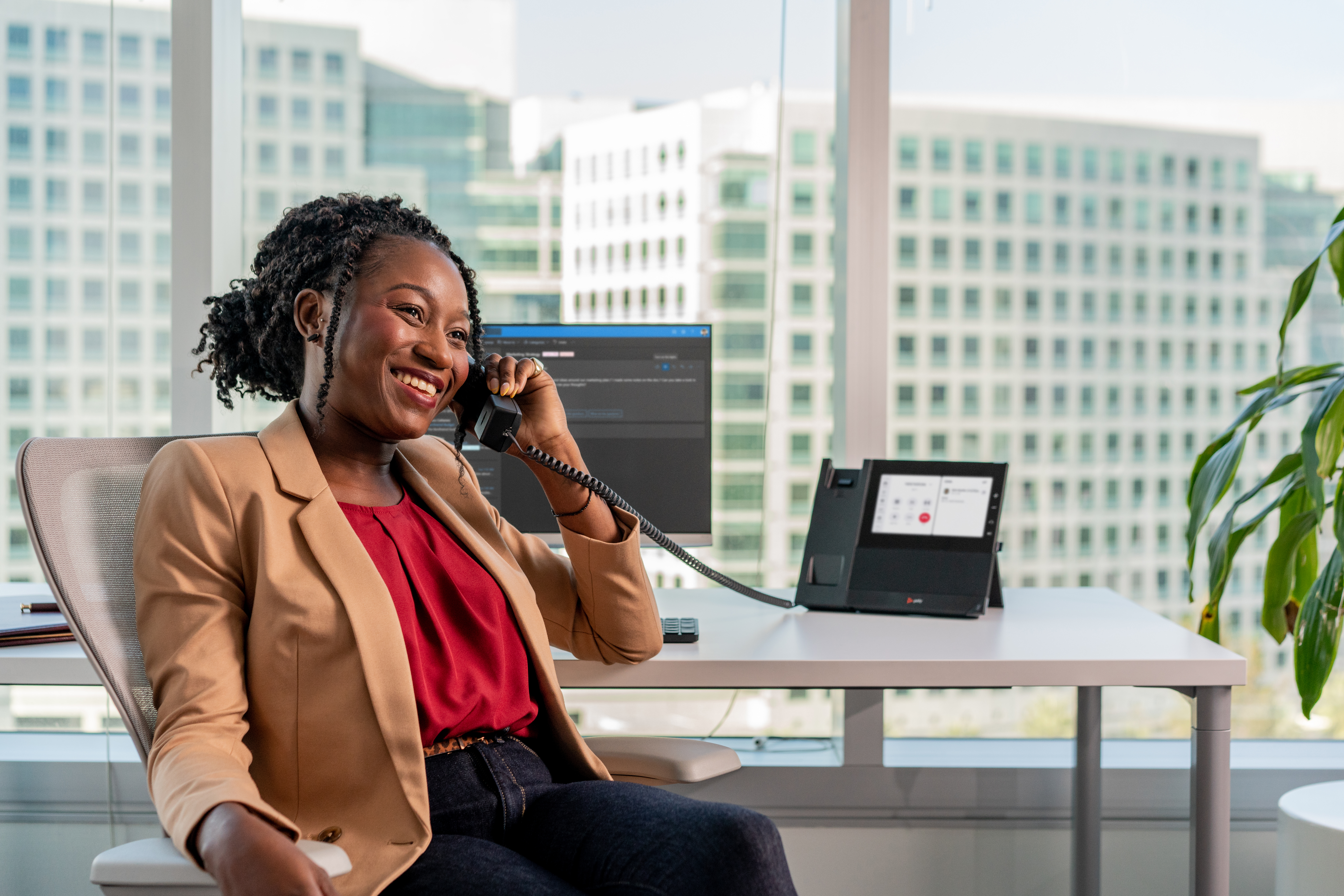 HP Poly CCX 600 for Microsoft Teams - VoIP-Telefon mit Rufnummernanzeige/Anklopffunktion, Ansicht 2