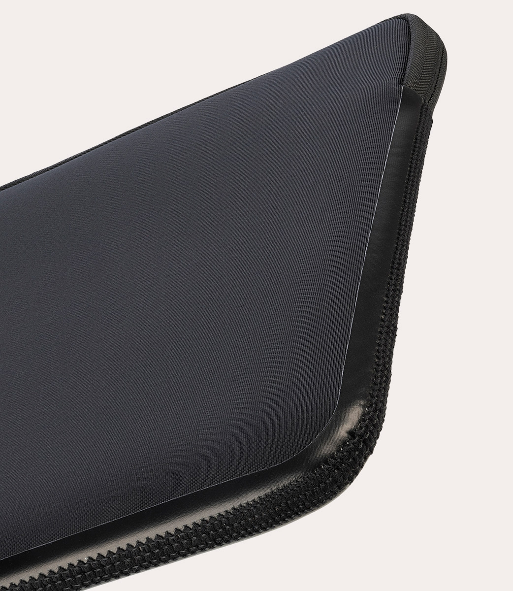TUCANO Second Skin Elements Neopren Hülle für MacBook Air/Pro 13 Zoll schwarz - Tasche, Ansicht 4
