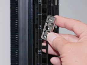 Rittal DK - Rack Tie Kit Fastener - 1U - 48.3 cm (19), Ansicht 2