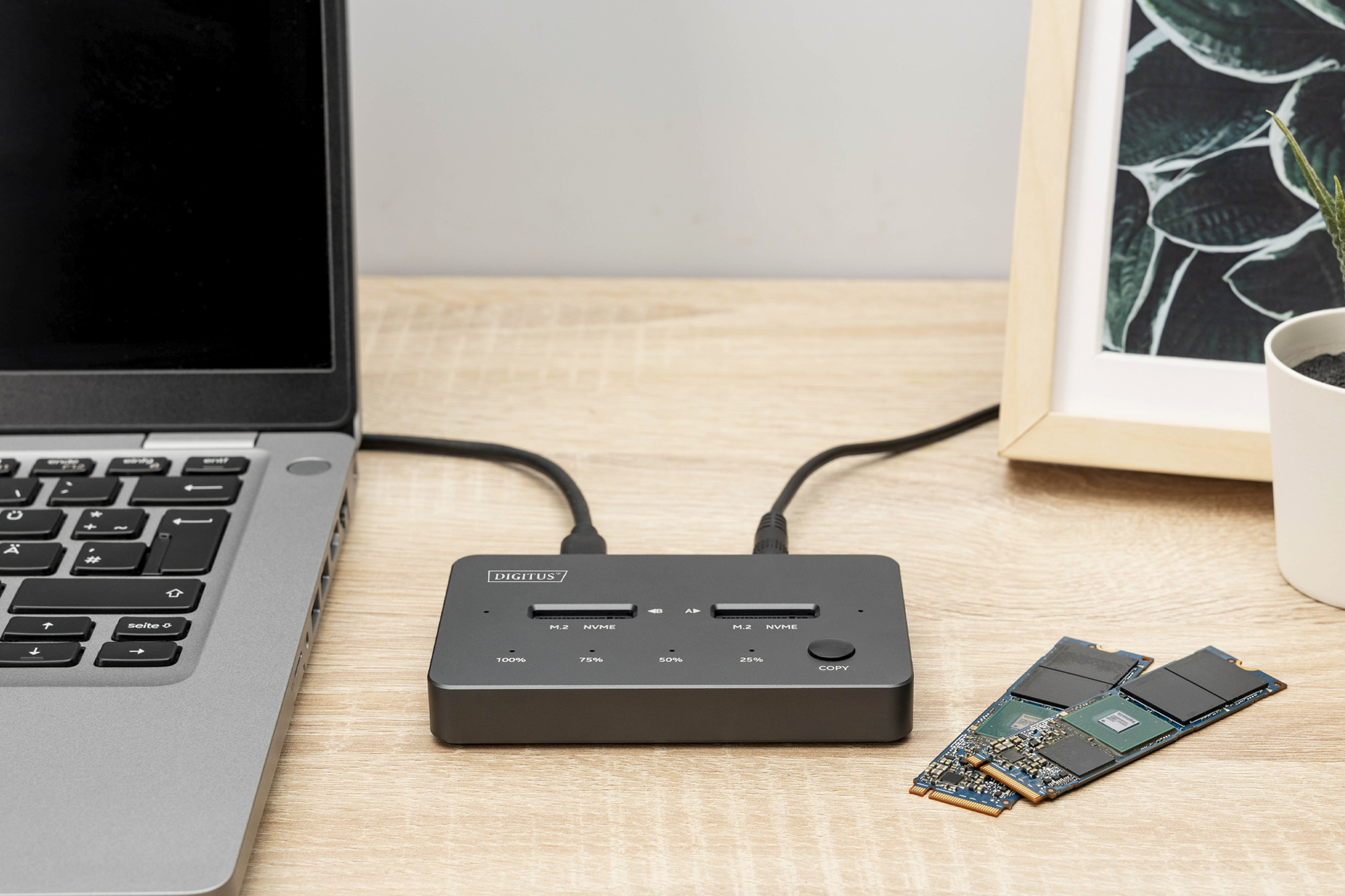 DIGITUS NVMe Klonstation USB3.1 Gen2 Typ-C NVMe M.2 SSD Gehäuse, Ansicht 4