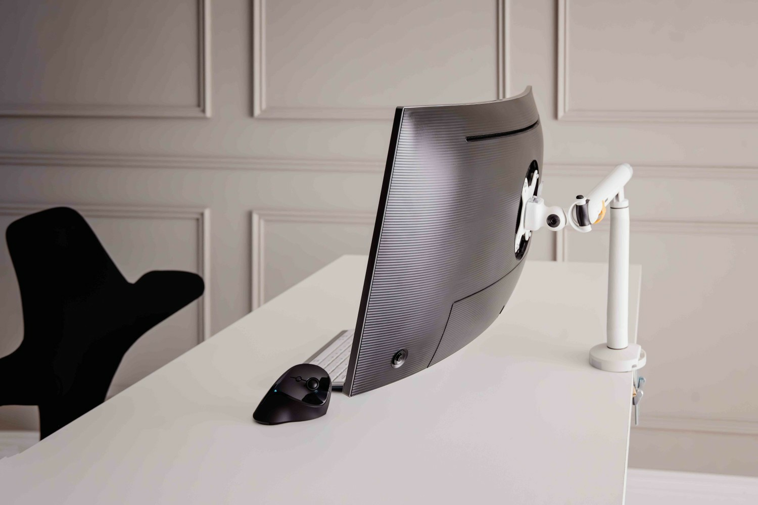 Bakker Elkhuizen Flexible Single - Befestigungskit - verstellbarer Arm - für Monitor - Aluminium - Weiß, Ansicht 2
