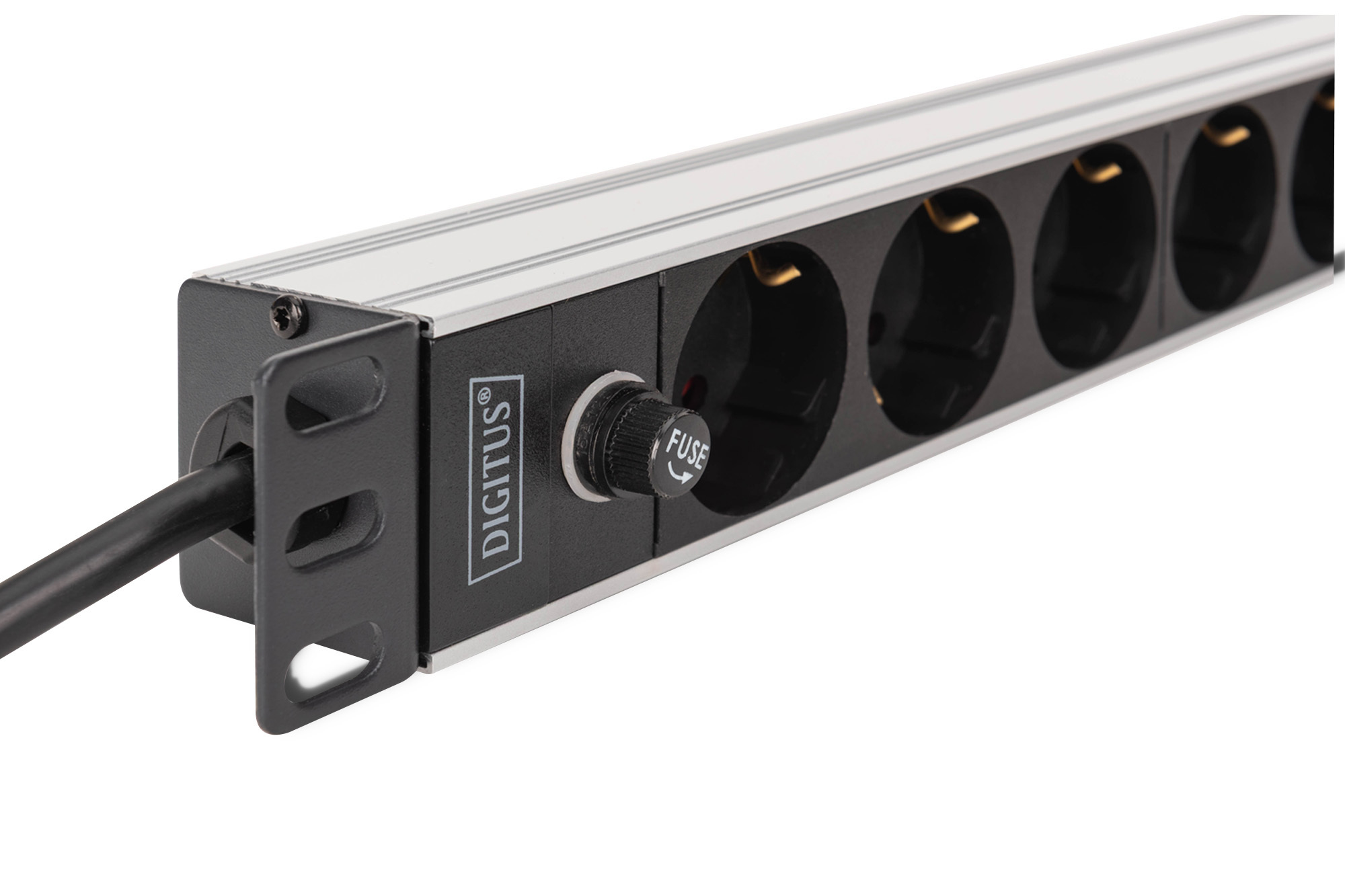 DIGITUS 1U Alu PDU rackmount. 8x CEE 7/7 outlet 1x Stecker - (Offline-) USV - 19, Ansicht 3