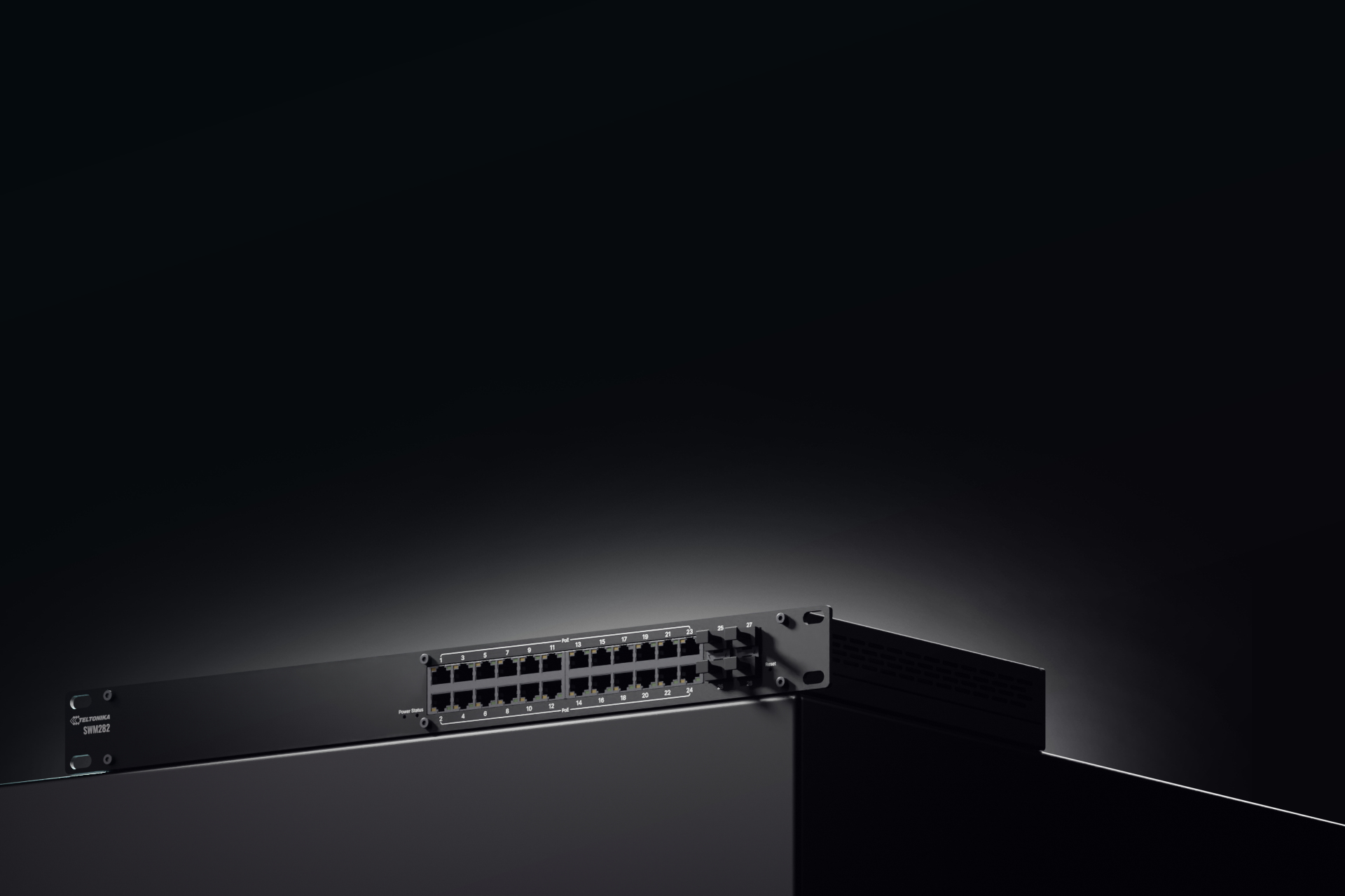 Teltonika SWM282 L2+ Managed Switch 24x ETH PoE Ports 4x SFP - Switch - 1 Gbps, Ansicht 2