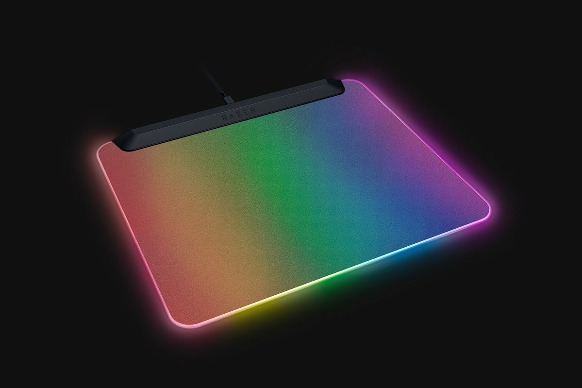 Razer Firefly V2 Pro - Mauspad - voll beleuchtetes RGB, Gaming - Schwarz, Ansicht 2