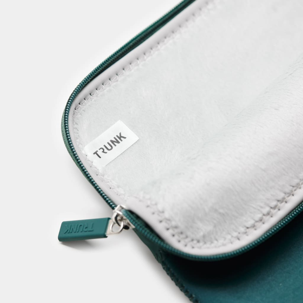 Sneakpeek Neopren Sleeve für MacBook Air 2022/2024 13 grün, Ansicht 3