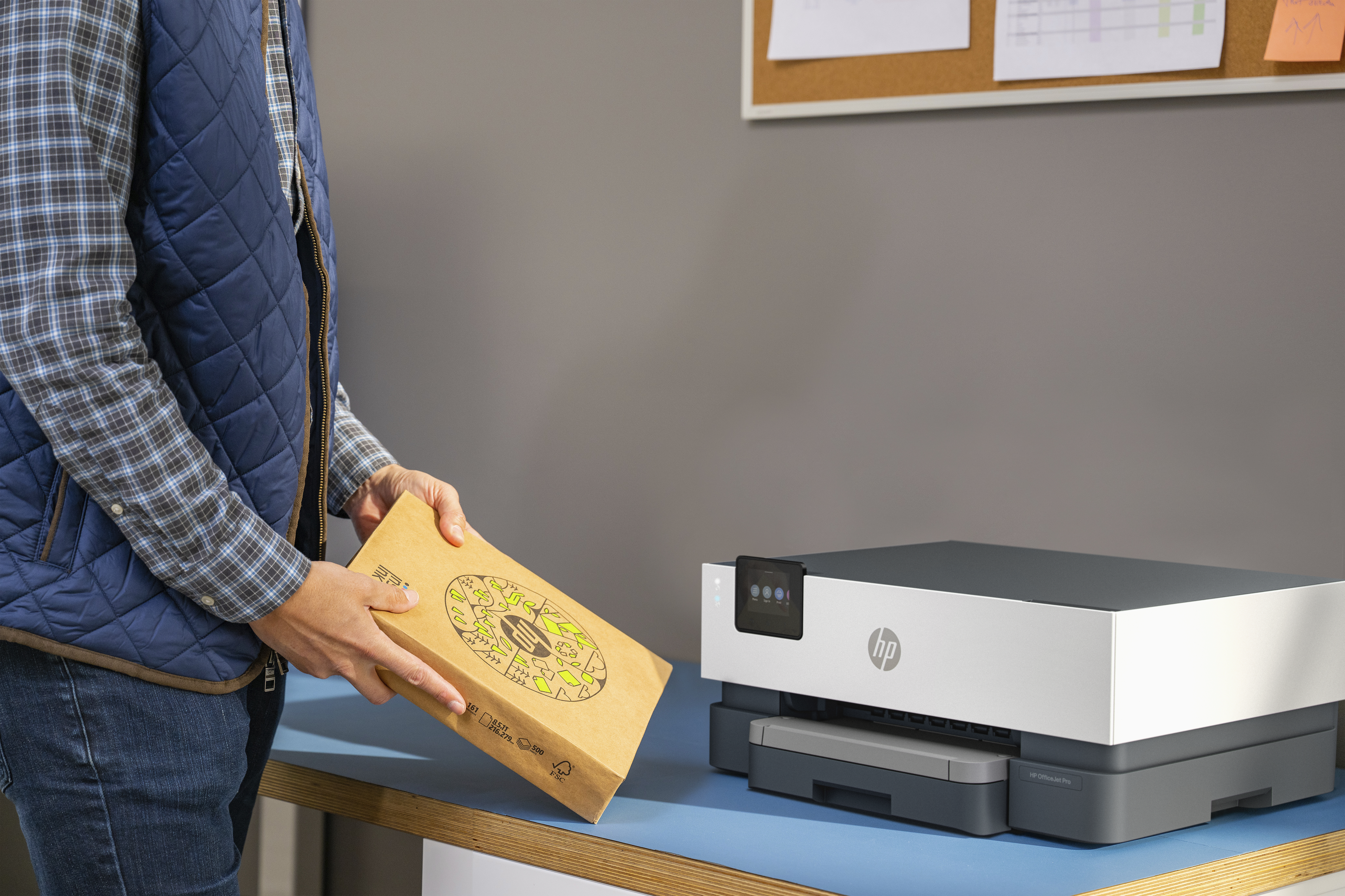 HP Officejet Pro 9110b All-in-One - Multifunktionsdrucker - Farbe - Tintenstrahl - Legal (216 x 356 mm), Ansicht 2