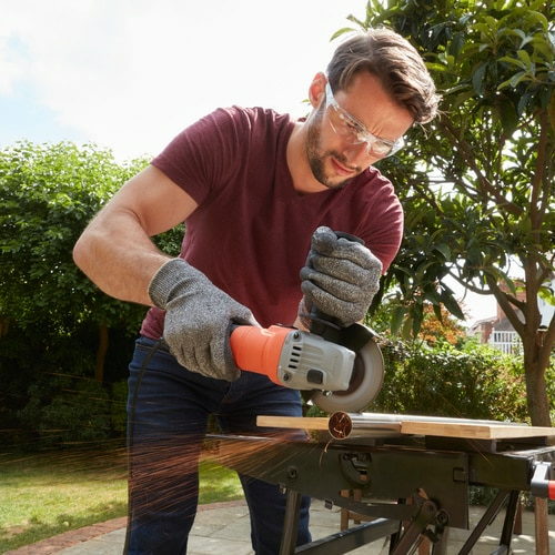 Black & Decker BEG010 - Winkelschleifer - 710 W, Ansicht 3