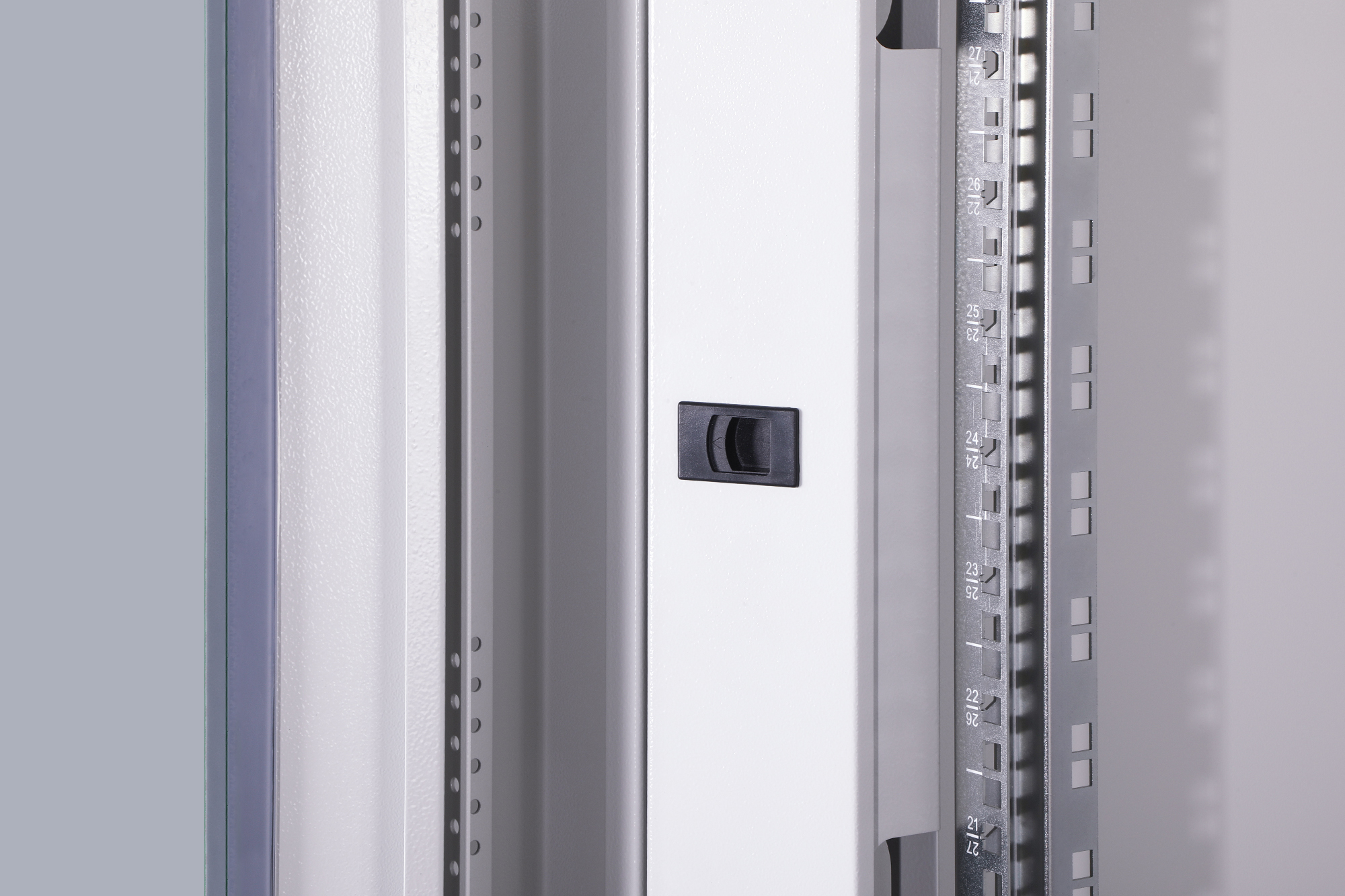 DIGITUS Netzwerkschrank Unique Serie - 800x800 mm (BxT), Ansicht 4