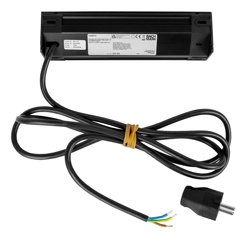 Bachmann 932.102 CASIA 2 2xCEE7/3 1xUSB A/C 22W, Ansicht 4