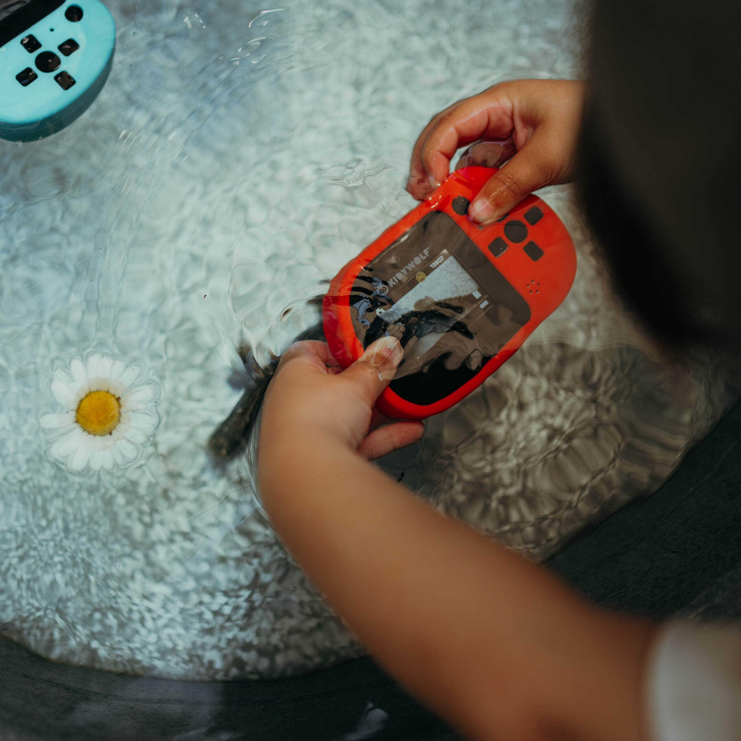 Kidywolf KIDYCAM - für Kinder - 3 Jahr e - Rot - Weiß - Digitalkamera - 8 MP, Ansicht 2