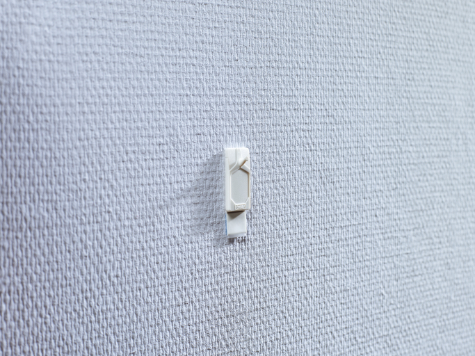 Tesa Powerstrips - Selbstklebender Haken - weiß (Packung mit 2), Ansicht 4