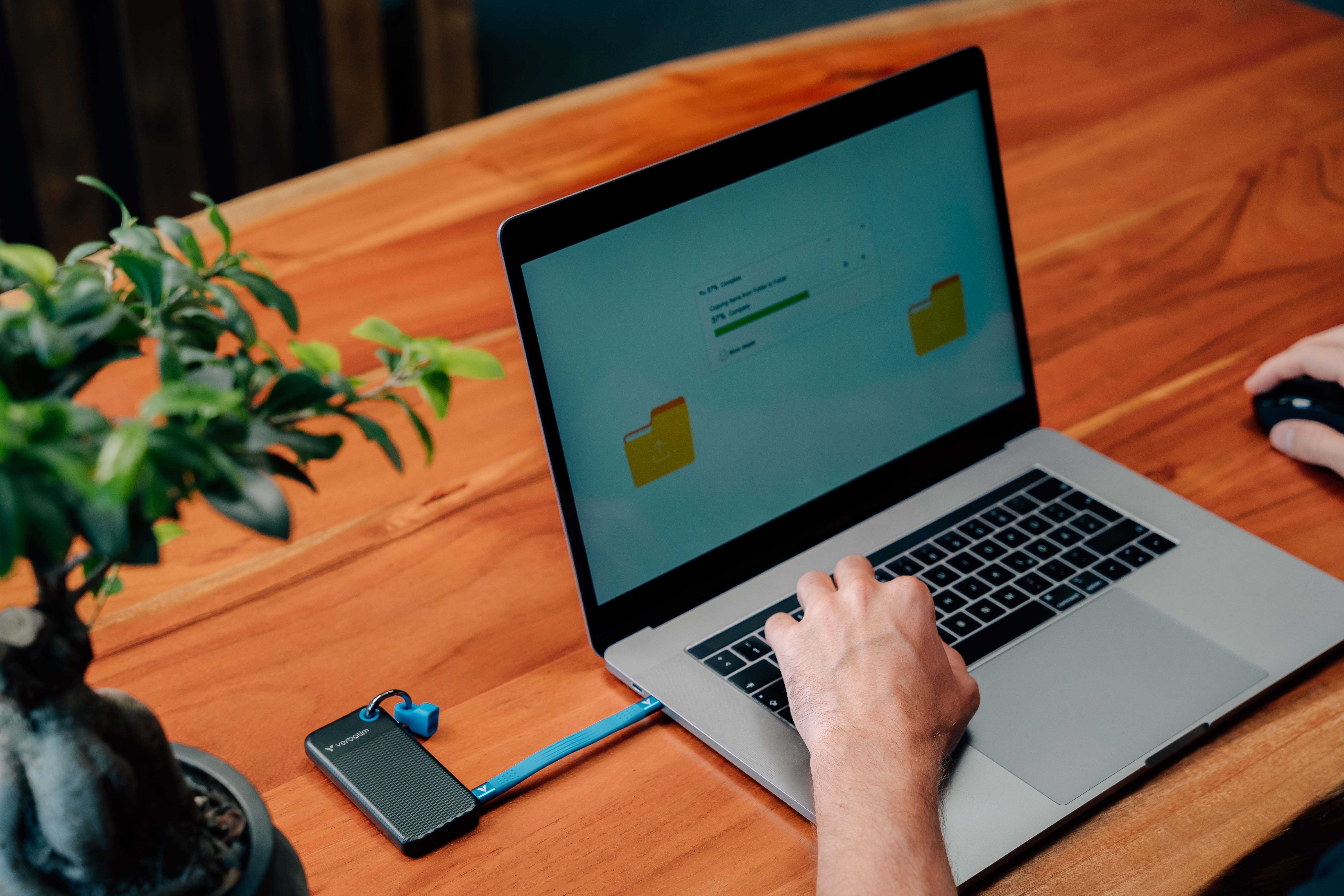 Verbatim Pocket - SSD - 1 TB - Schlüsselanhänger mit Kabelbefestigung - extern (tragbar), Ansicht 3
