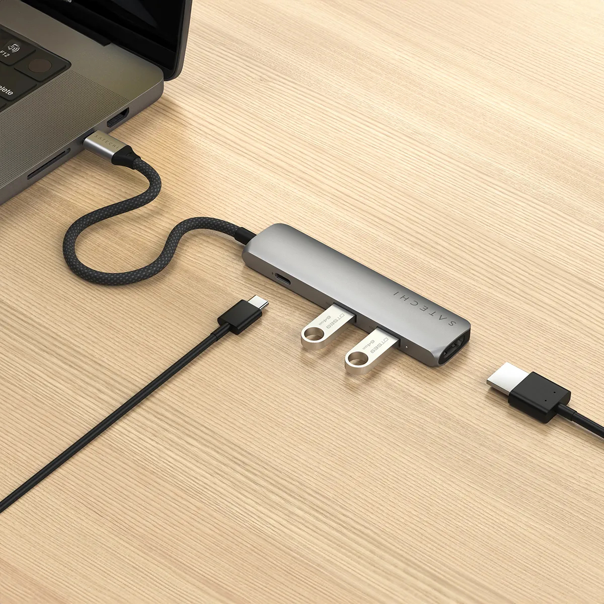Satechi 4-in-1 - Dockingstation - USB-C / USB 3.2 Gen 2 x 2, Ansicht 2