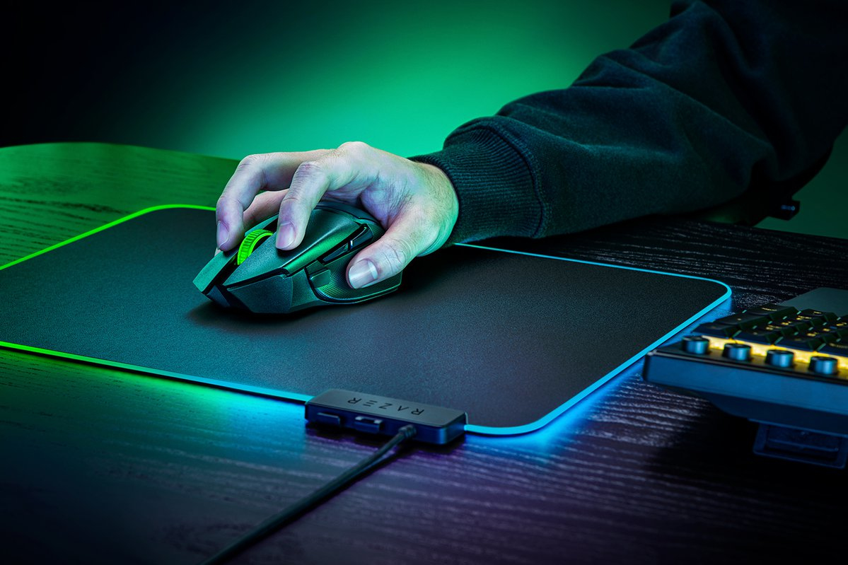 Razer Basilisk V3 X HyperSpeed - rechts - Optisch - Bluetooth - 18000 DPI - Schwarz, Ansicht 4