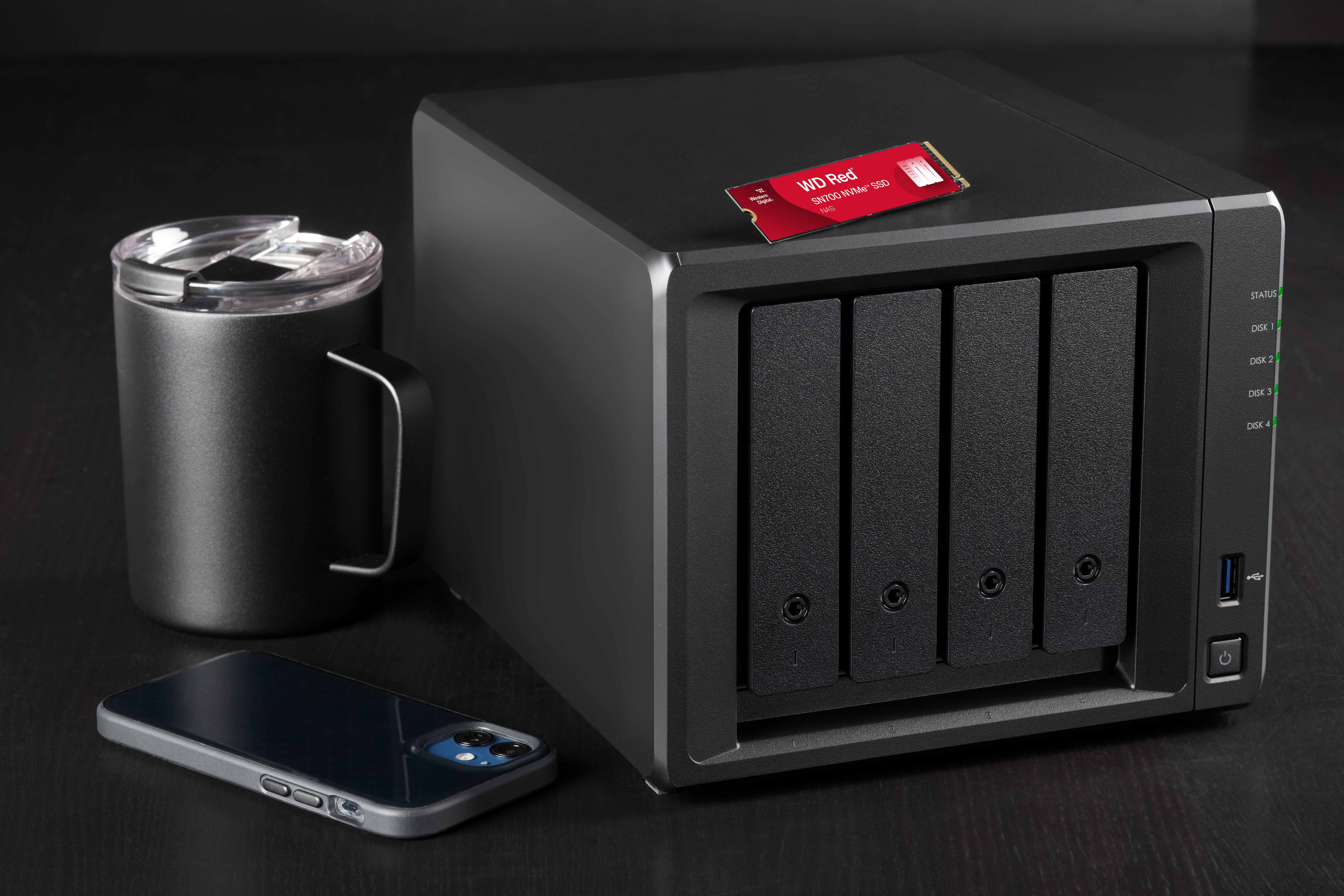 WD Red SN700 WDS100T1R0C-68BDK0 - SSD - 1 TB - intern - M.2 2280 - PCIe 3.0 x4 (NVMe), Ansicht 2