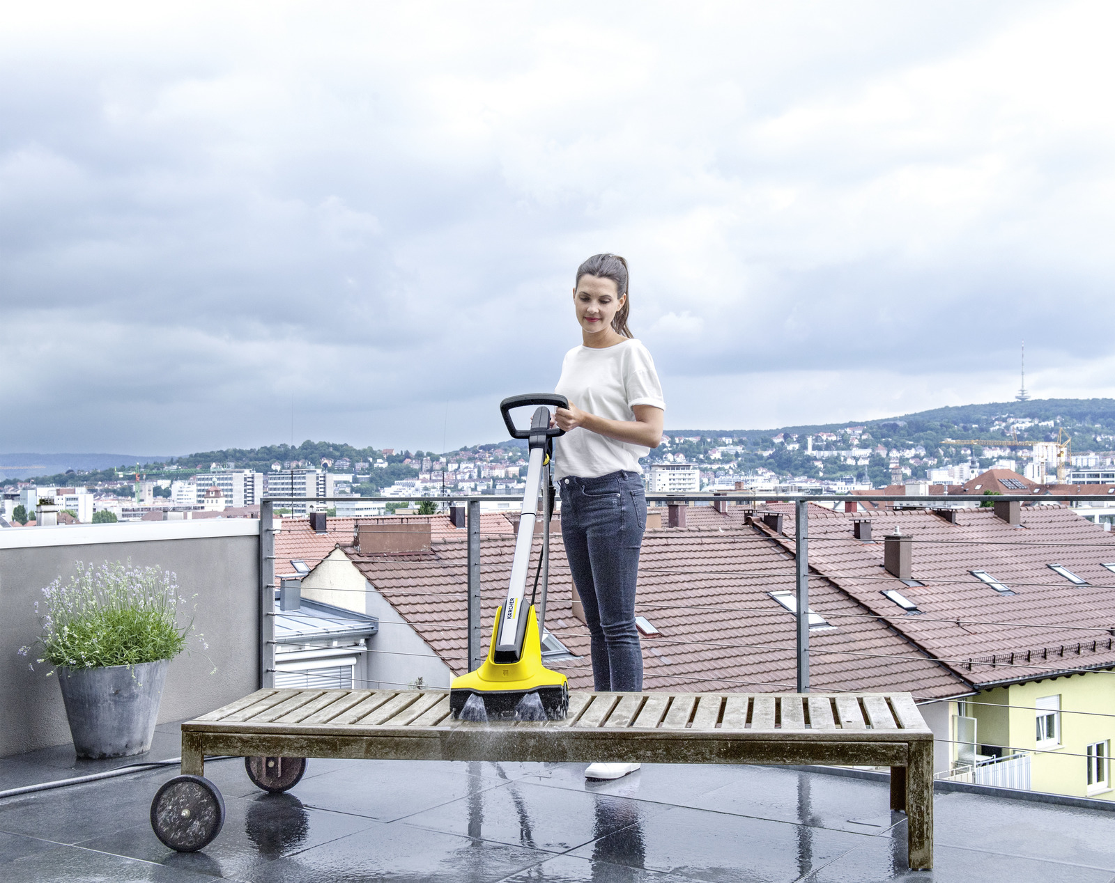 Kärcher PCL 4 Terassenreiniger - Fußbodenpolierer - Schwarz - Gelb - 800 RPM - Metall - Kunststoff - 600 W - 307 mm, Ansicht 2